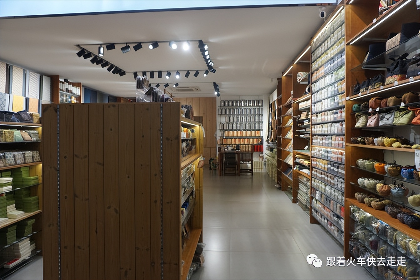 故乡的容颜还是那么亲切,故乡的容颜完整版dj