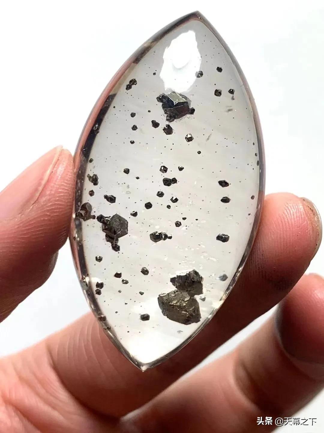 天然水晶吊坠推荐,天然水晶吊坠制作