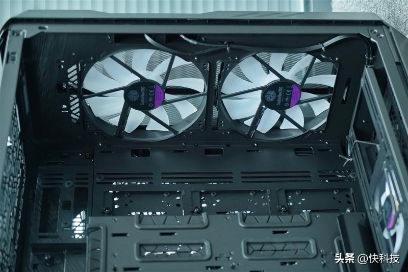 酷冷至尊HAF700装机视频,酷冷至尊haf700evo装480水冷