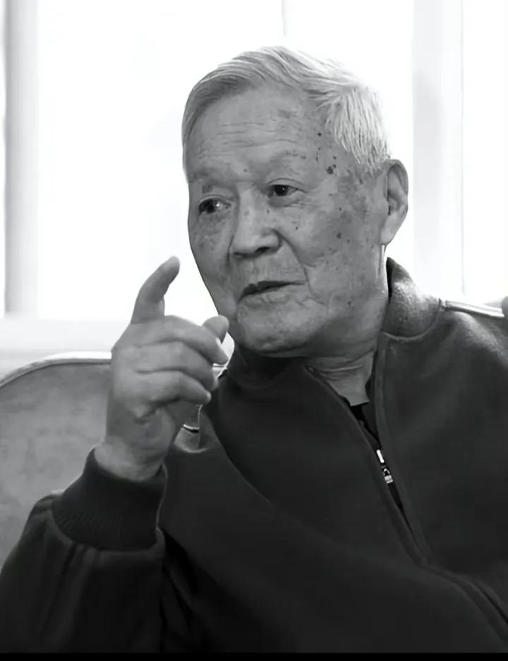 穆铁柱篮球时代排名,穆铁柱同时期的中国男篮替补中锋