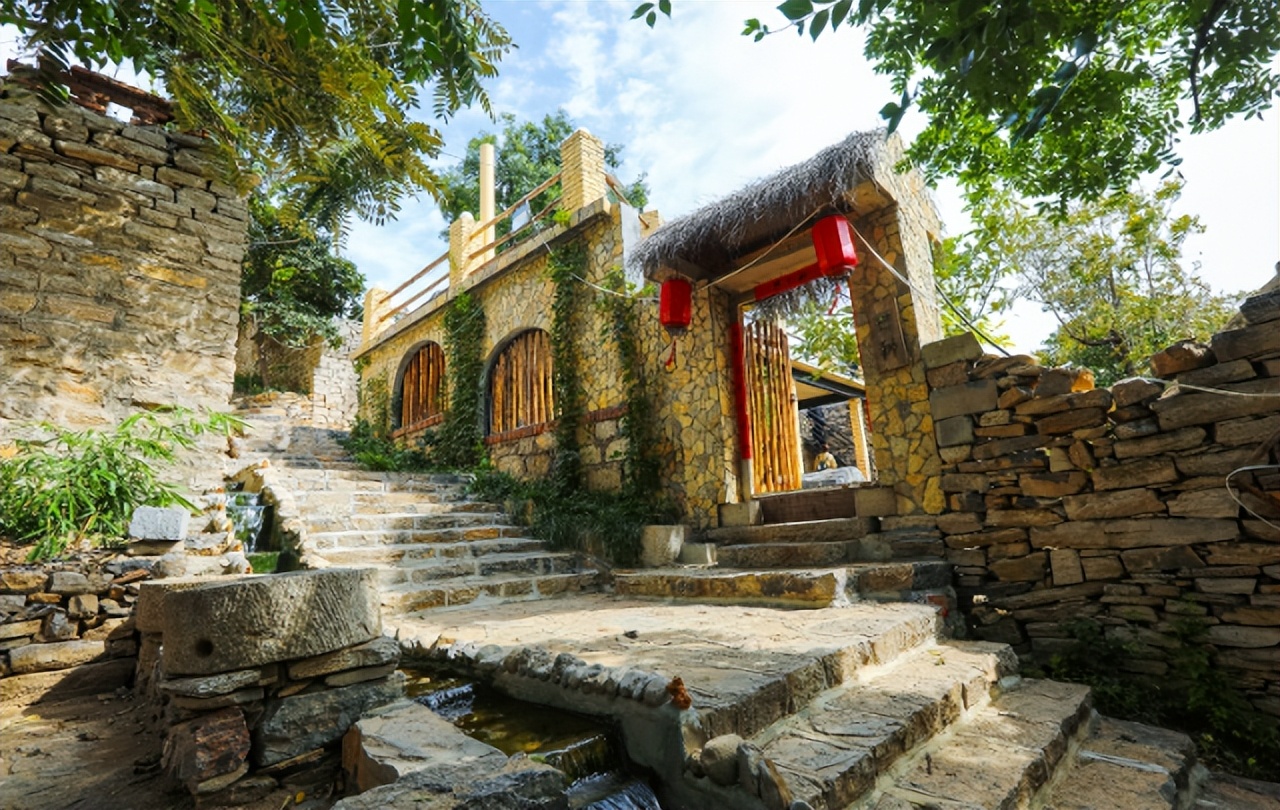 探寻齐长城|石子口村：开往齐长城的小火车