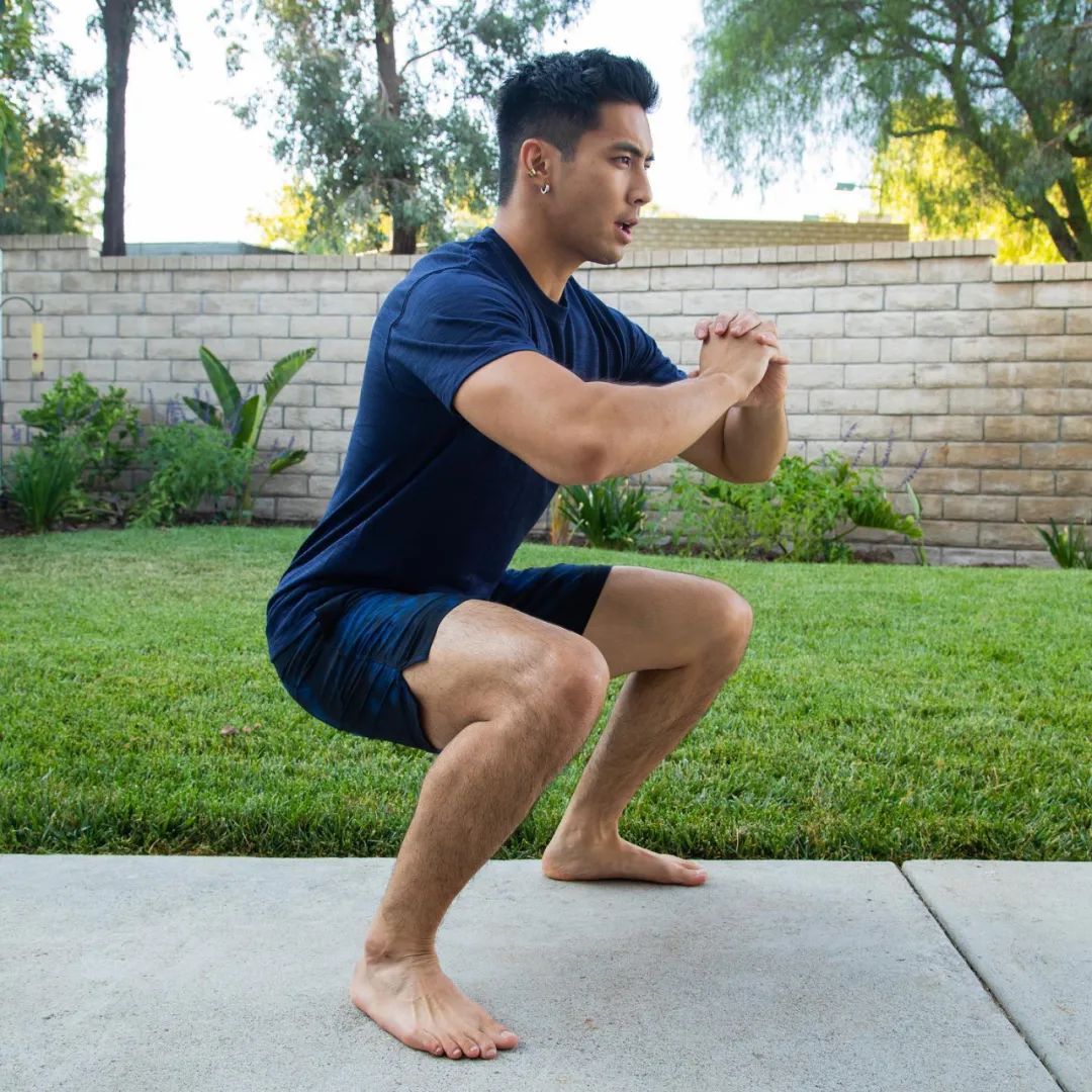 亚裔男星曾做人肉沙包，在好莱坞熬了十年终于出头！