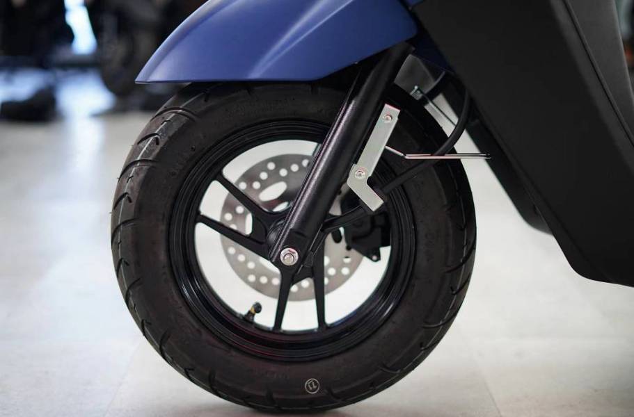 五羊本田nbx小踏板车,五羊本田125踏板对比新大洲本田