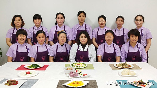 月嫂与育婴师哪个就业前景好,育婴师的前景好吗