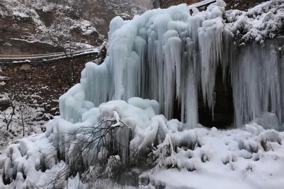 郑州向西自驾只需3个多小时，被网友誉为河南雪乡，门票半价