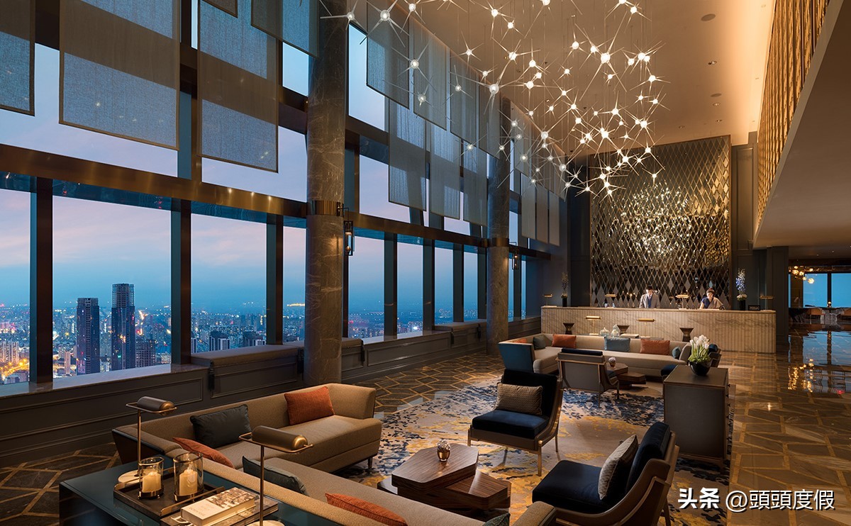 中国康莱德酒店分布图,沈阳康莱德酒店360度环绕房间