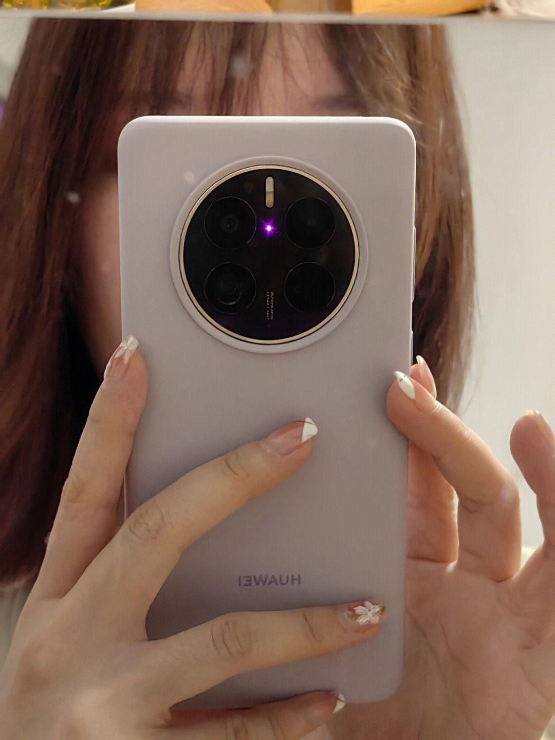 华为最新款手机mate50有什么优势,为啥专业人士建议买华为mate50