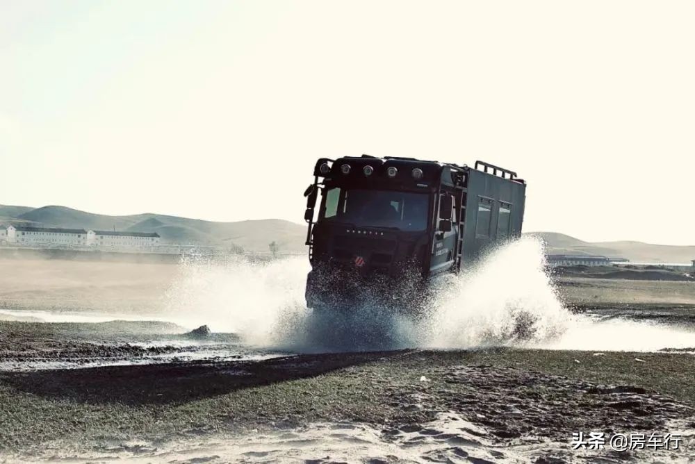 价格低的b级越野房车,顶级超重型越野房车蓝牌