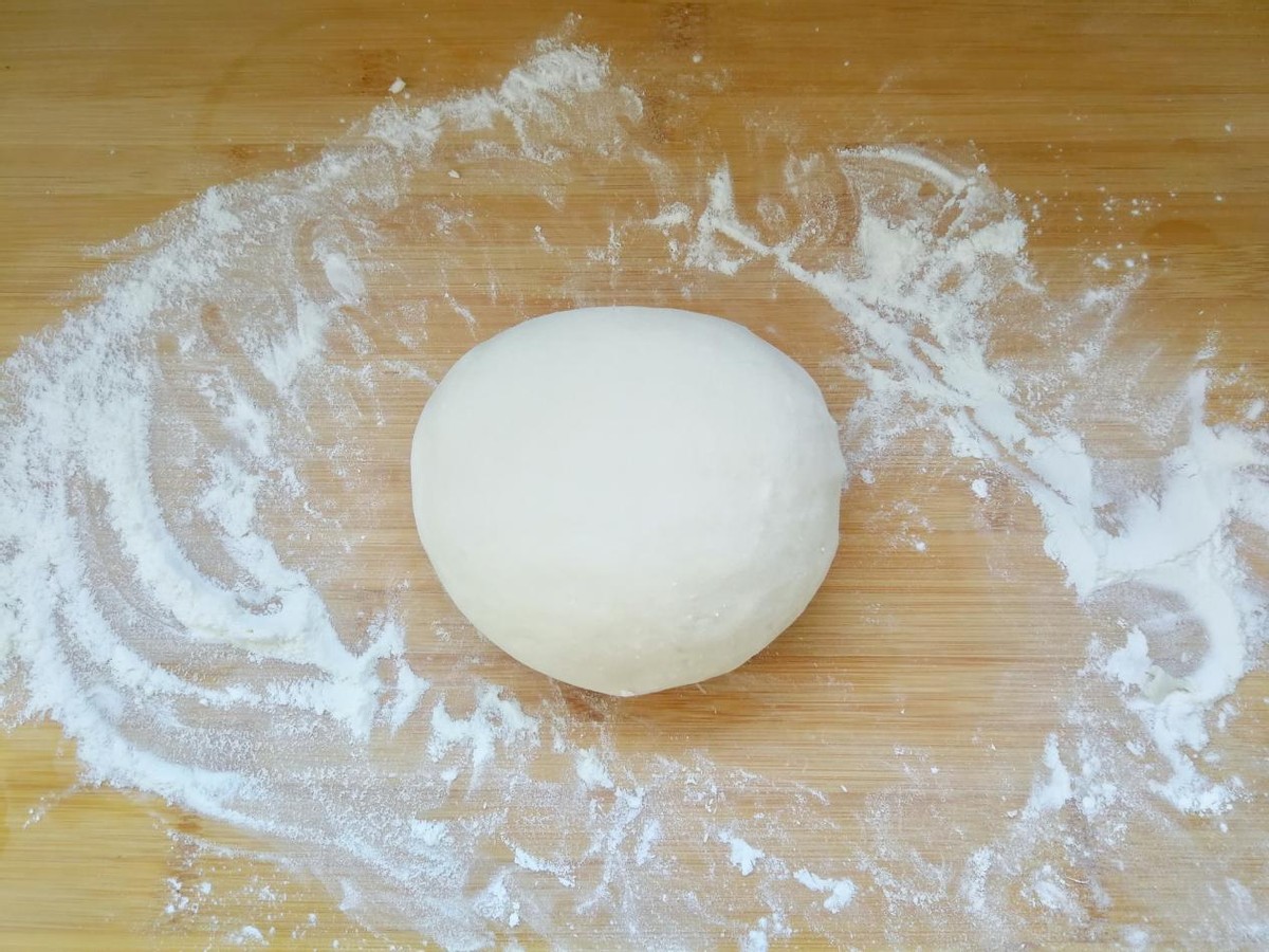 馒头出现塌皮褶皱是怎么回事,做馒头会开裂是什么意思