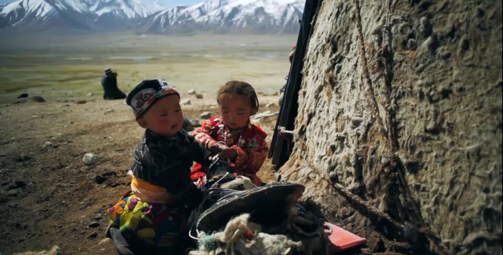 吉尔吉斯人：用100头羊换老婆，没羊男人只能孤独终老