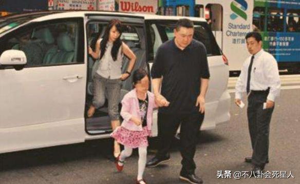 香港八大富豪家族,香港十大顶级豪门有哪些