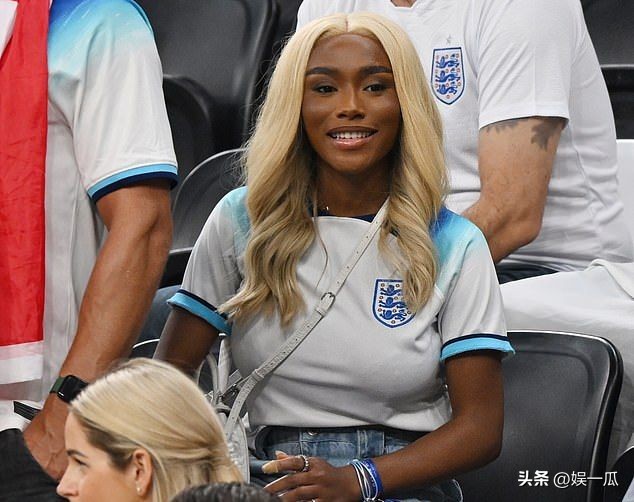 英格兰太太团2006,18年世界杯英格兰太太团