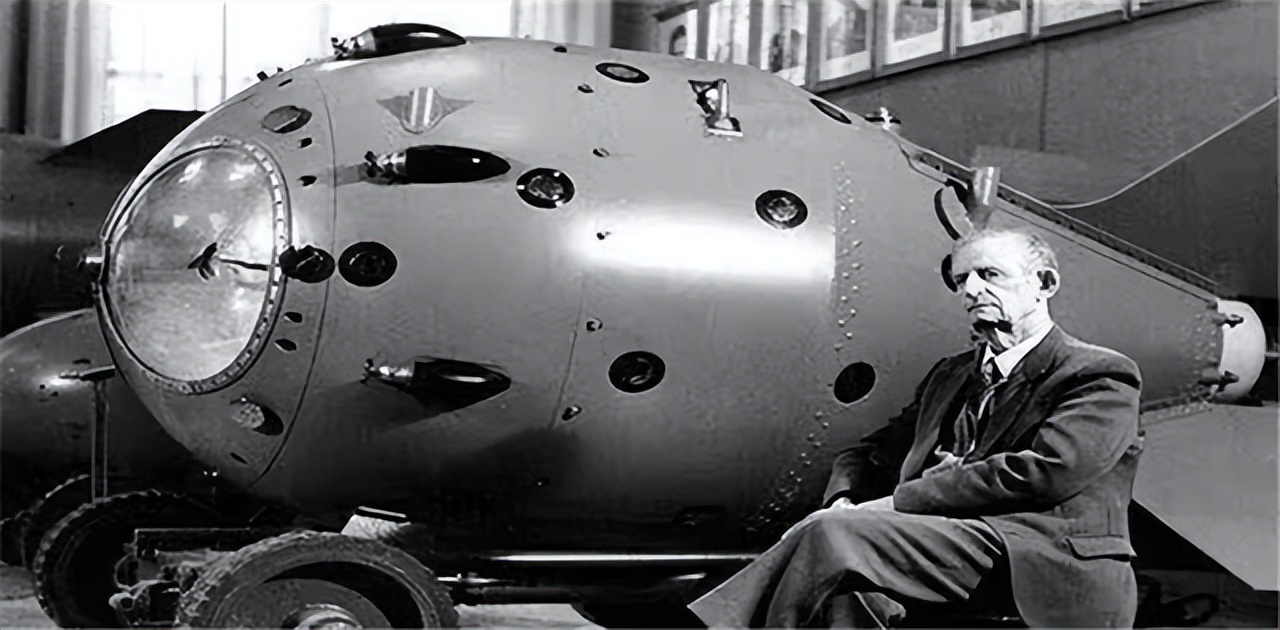 麦克阿瑟叫嚣投放原子弹,麦克阿瑟威胁使用核武器视频