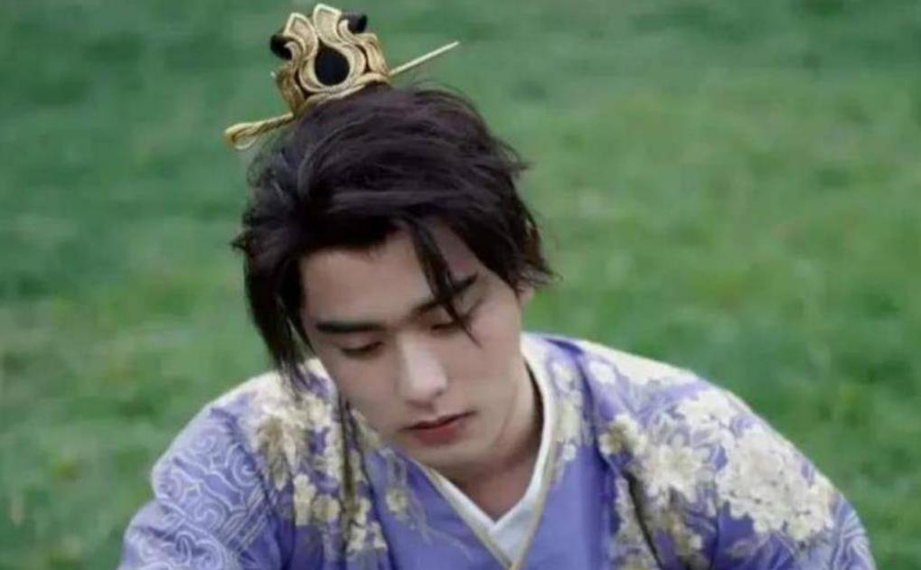 女人颧骨高杀夫不用刀真的吗,女人颧骨高杀夫不用刀上句是什么