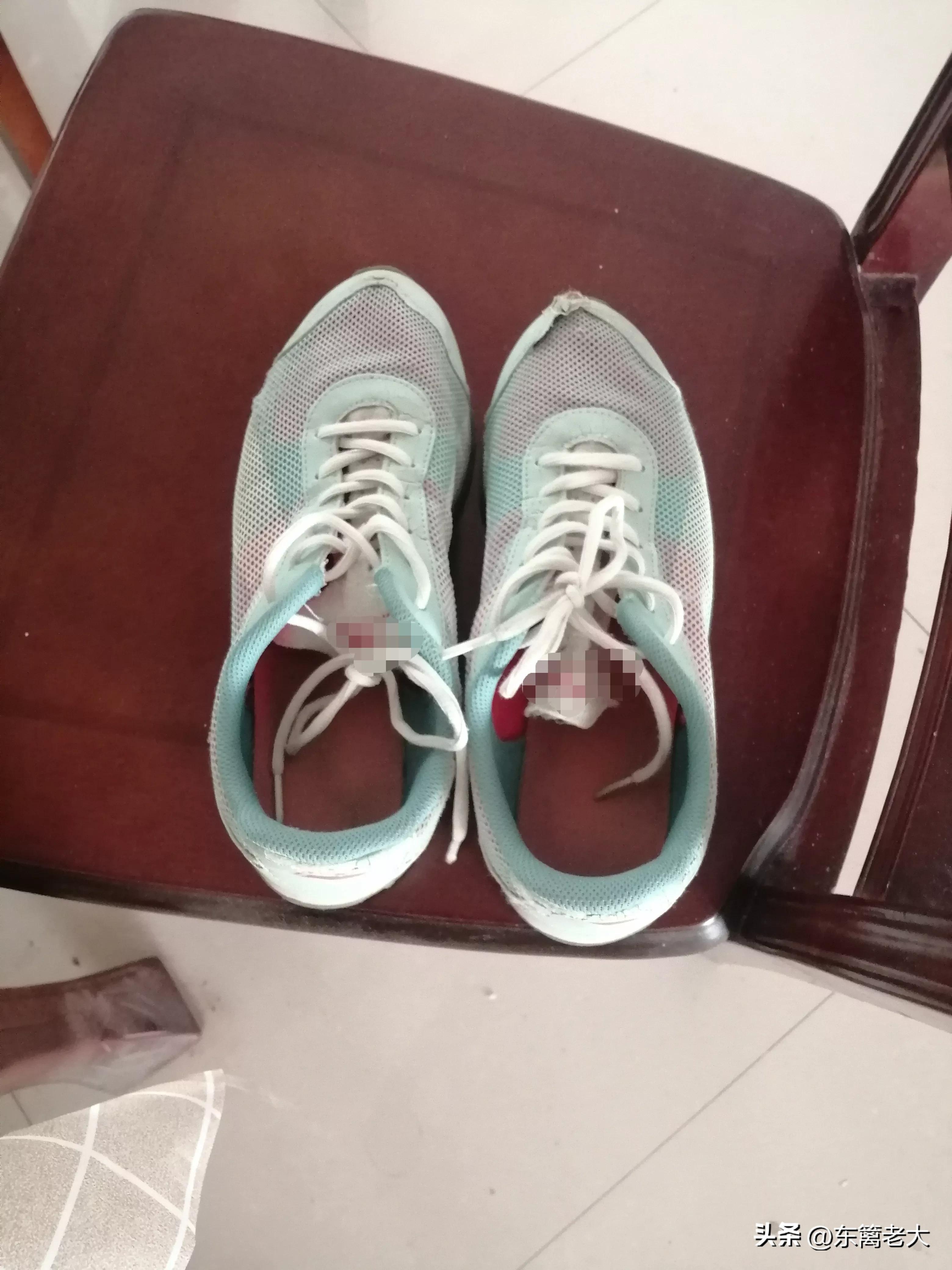 一双年轻人的鞋穿出你的朝气 (一双好鞋让你穿出高品质的生活)