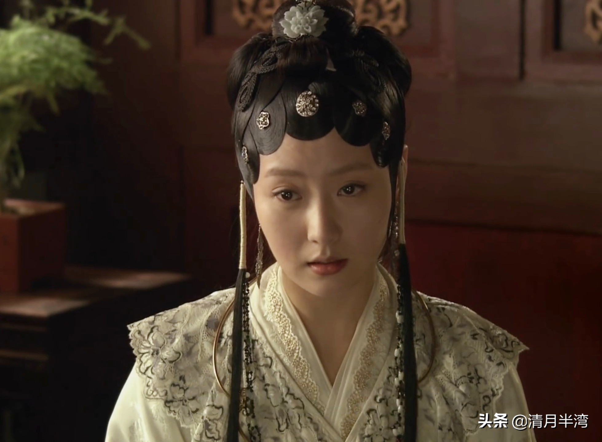 两版红楼梦金陵十二钗颜值对比,87版红楼薛宝钗最漂亮吗