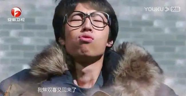 一个人在海底捞过生日尴尬吗,在海底捞过生日是种什么感觉呢