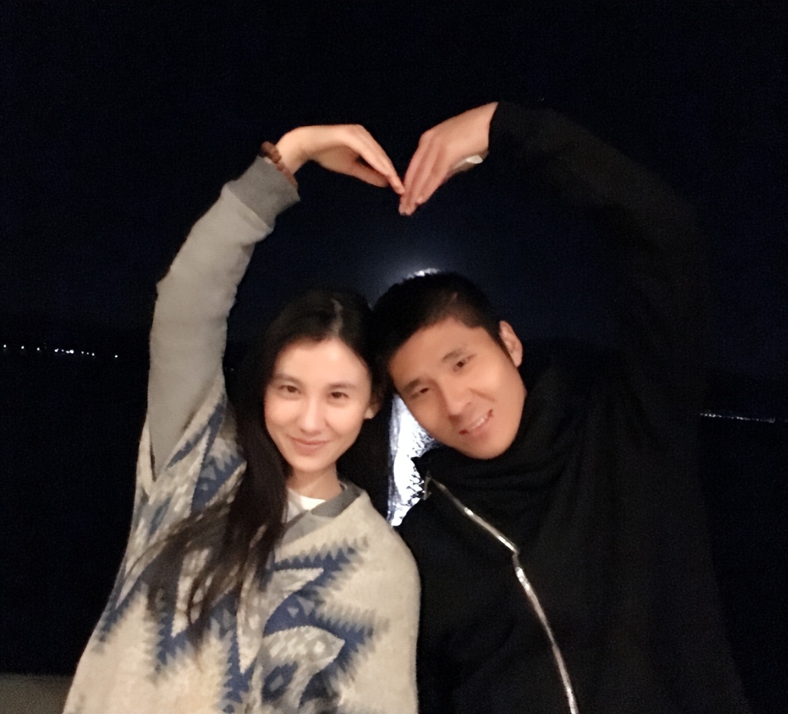 国足太太团真实身材,国足太太团斗艳美如画