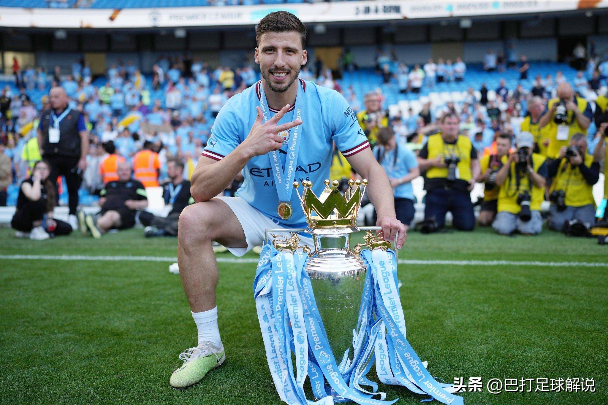 曼城官宣瓜迪奥拉伤愈回归球队,瓜迪奥拉确认曼城将会轮换阵容