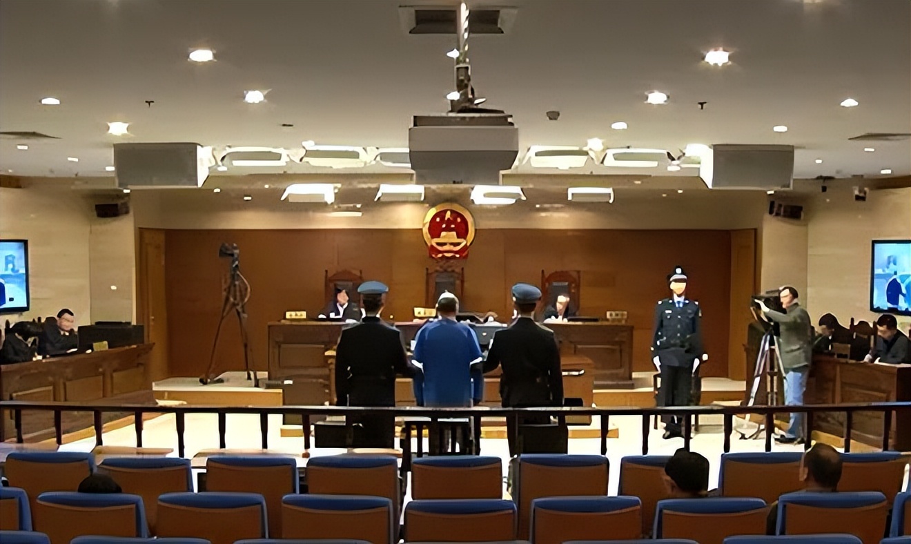 黑龙江保安两次彩票500万中奖,东北保安连中两次500万人称彩票王