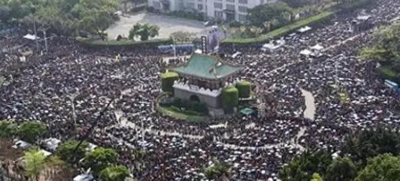 为什么年轻女人害怕50多岁男人,为什么有些女孩怕五十多岁的男人