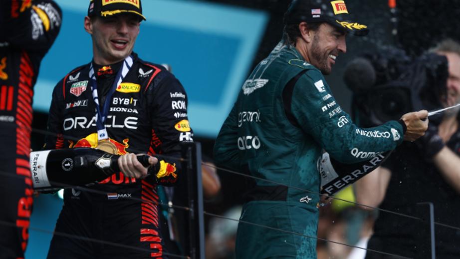 老汉和阿隆索,阿隆索当教练了也宝刀未老