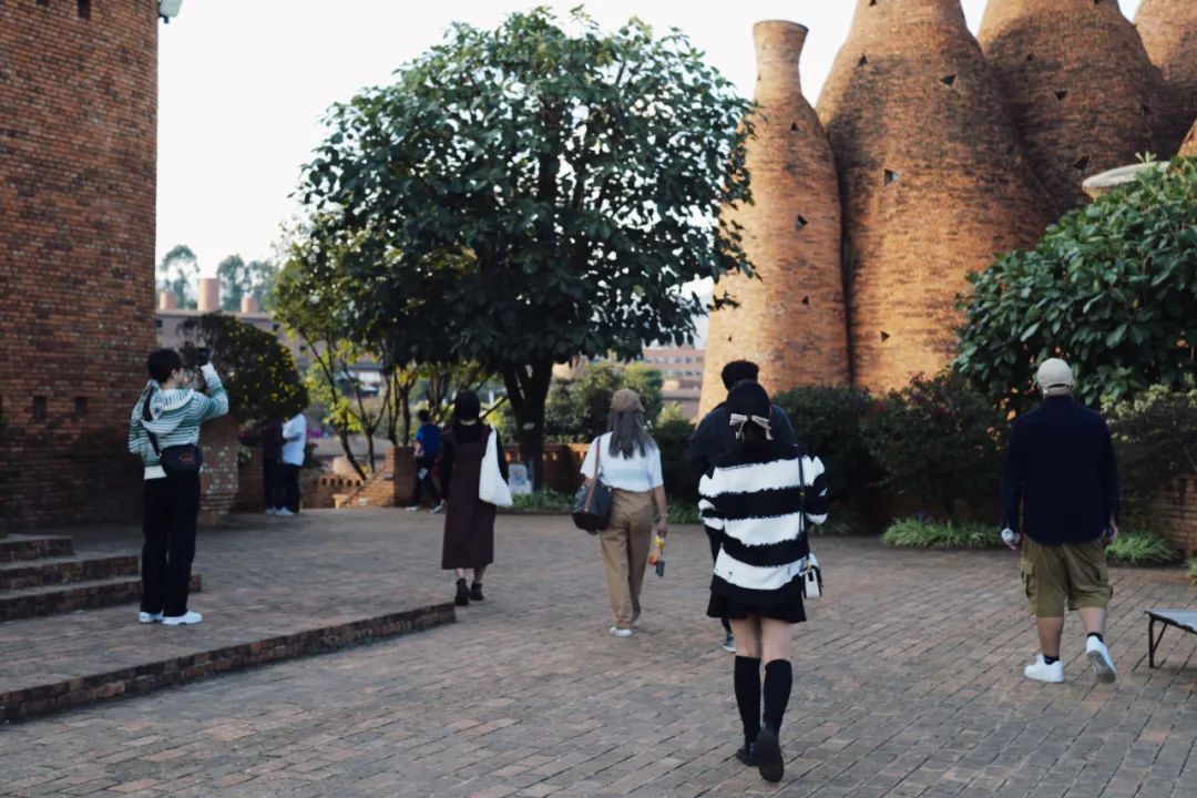 公司的旅游团建必须去吗,旅游团建机构有哪些好的