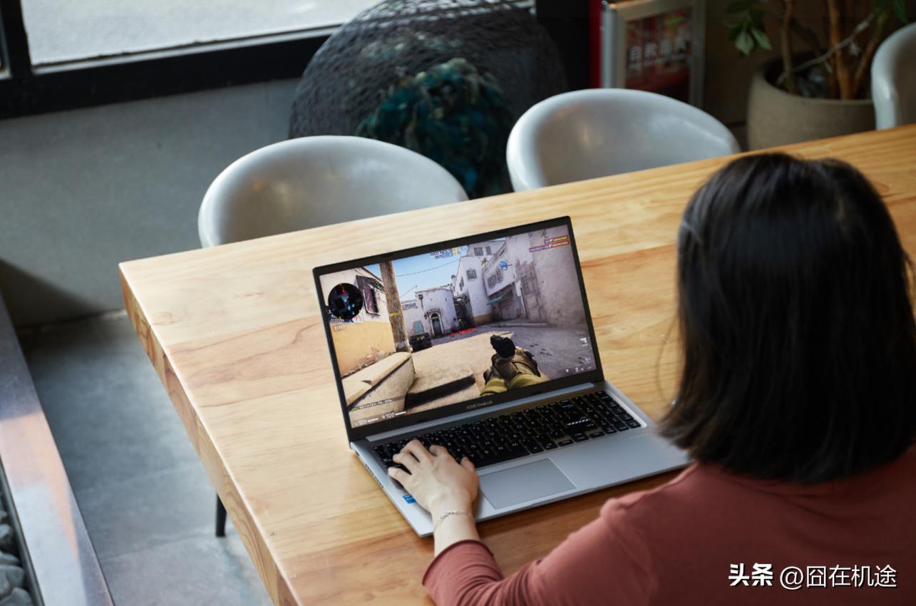 2022华硕无畏15酷睿版是高色域吗,华硕无畏15propubg测评