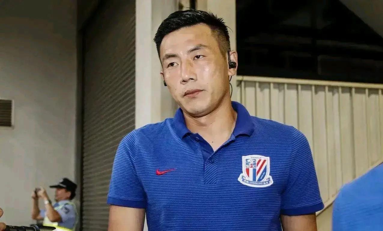 中国足球变天,中国足球要不要换人