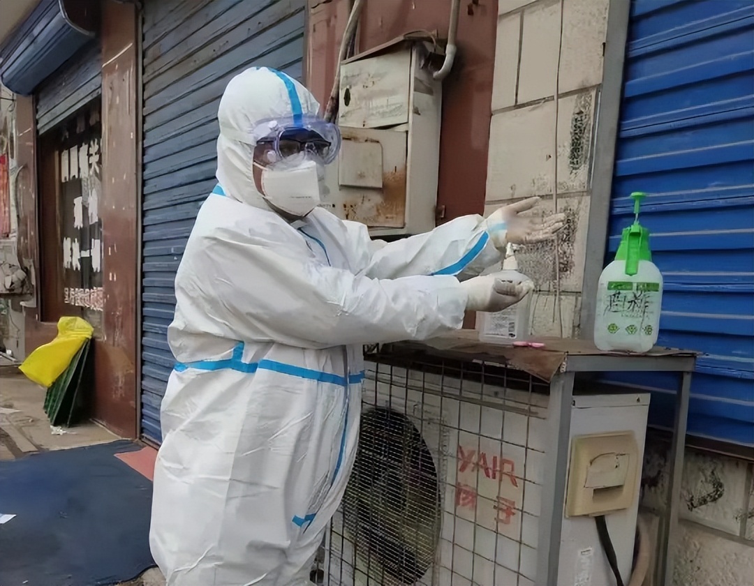 人民医院呼吸内科抗击疫情,抗击疫情人民医院