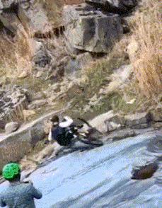 妹子穿皮裤,女生的皮裤