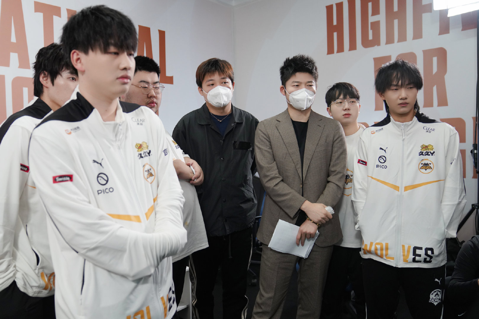 老林退出狼队,老林被处罚还能当世冠教练吗