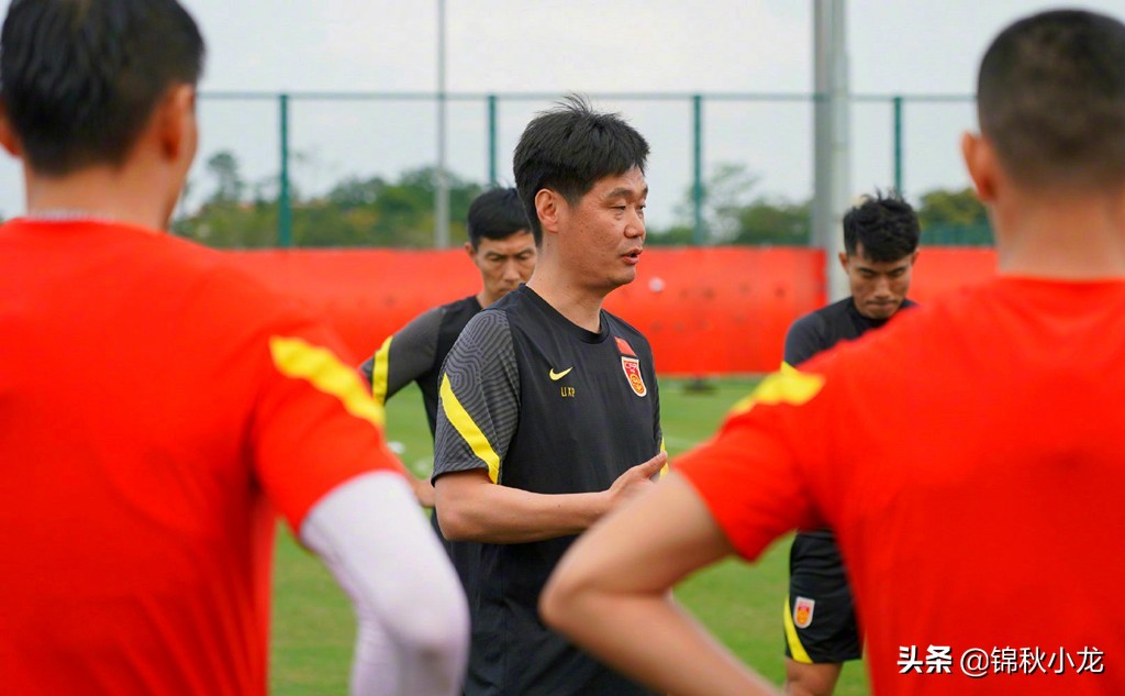 中国男足训练直播录像,男足足球训练有所改变