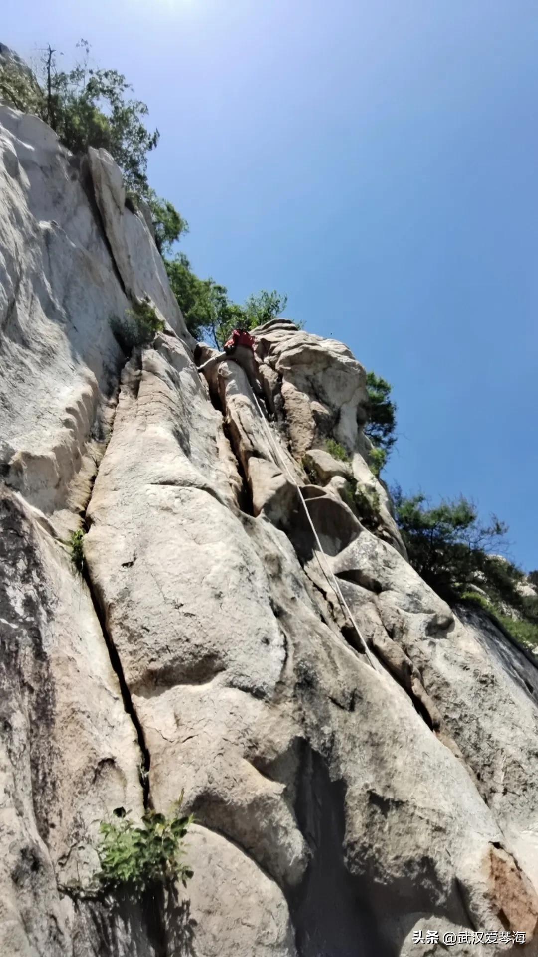 嵩山鱼道鱼脊线全景,嵩山虎头崖攀爬