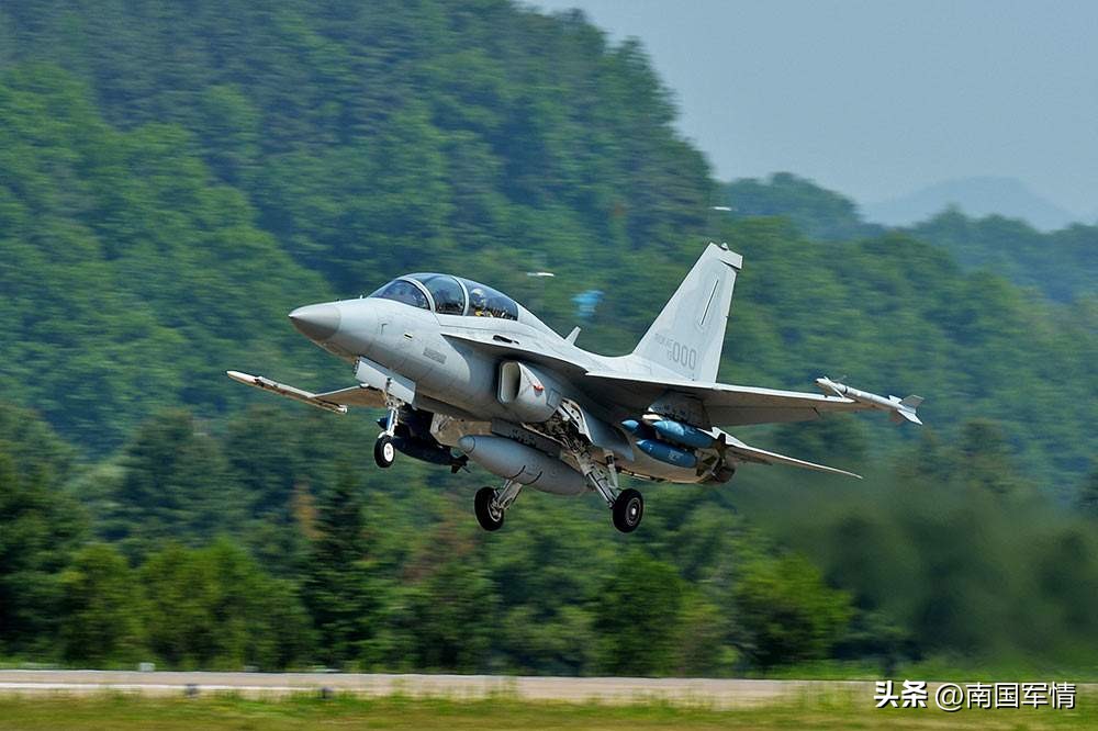 光辉战机与枭龙出口巴基斯坦,枭龙大战光辉