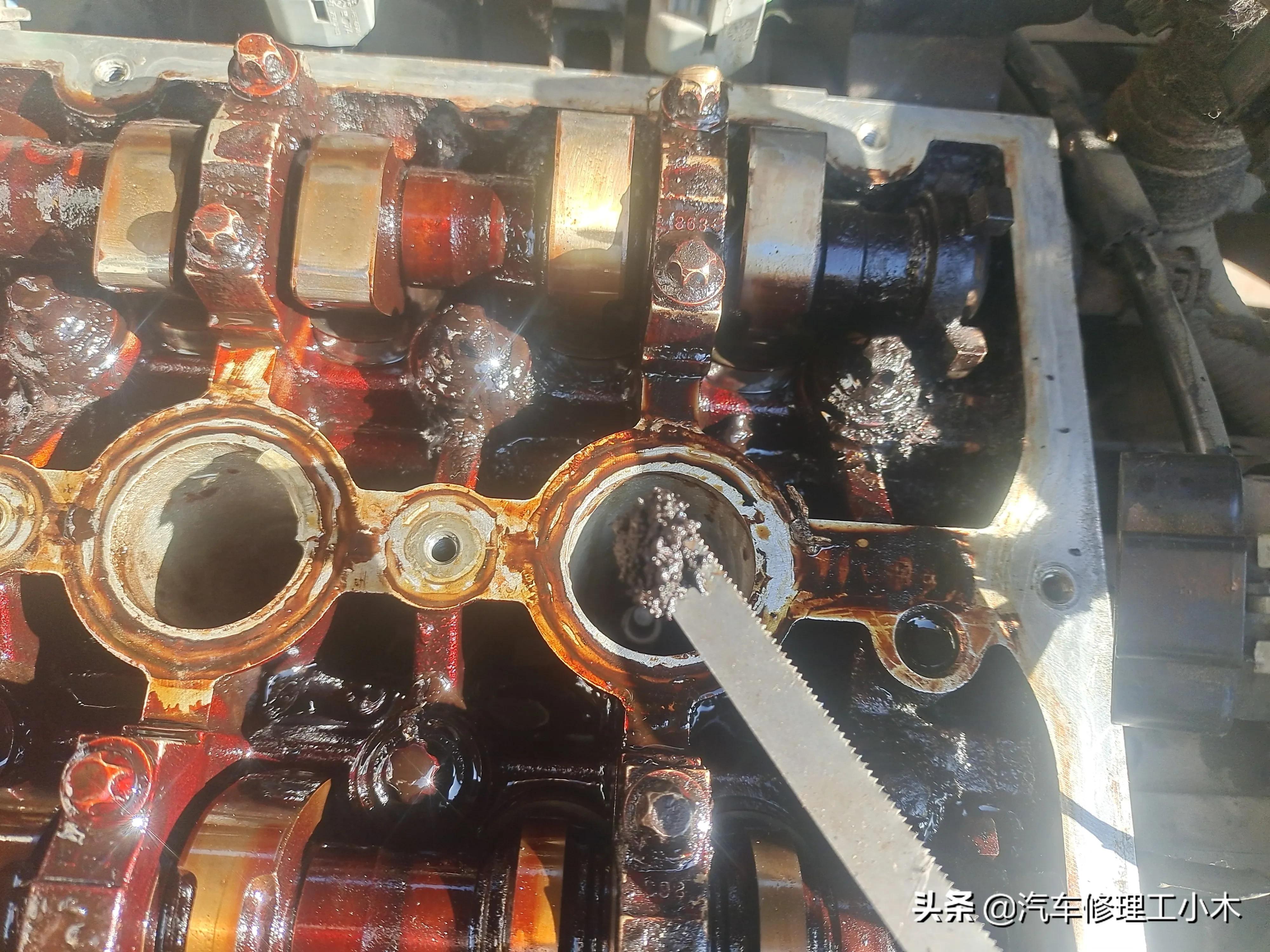 发动机用过假机油要不要清洗,假机油跟真机油使用后区别