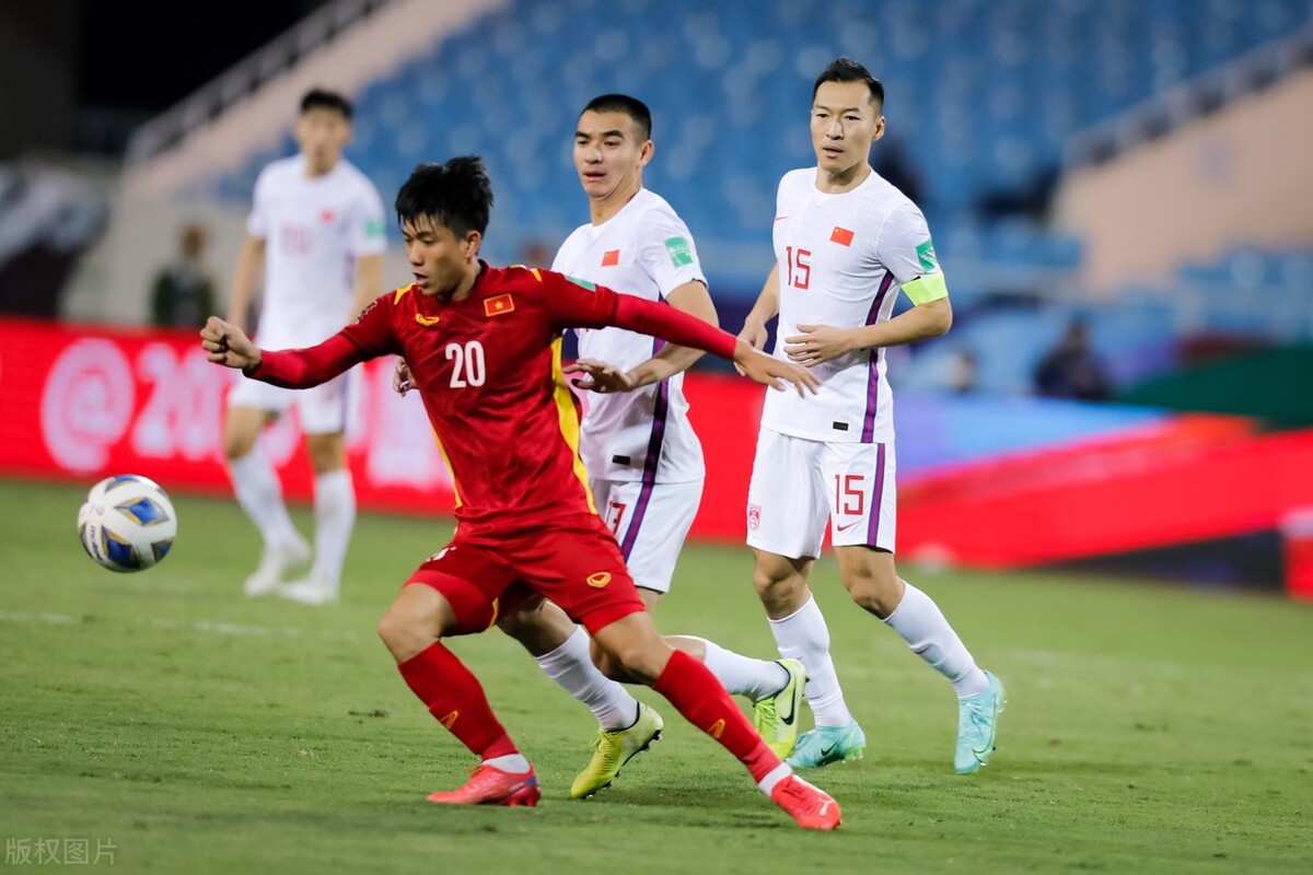 张玉宁和记者谈海参,张玉宁说吃海参