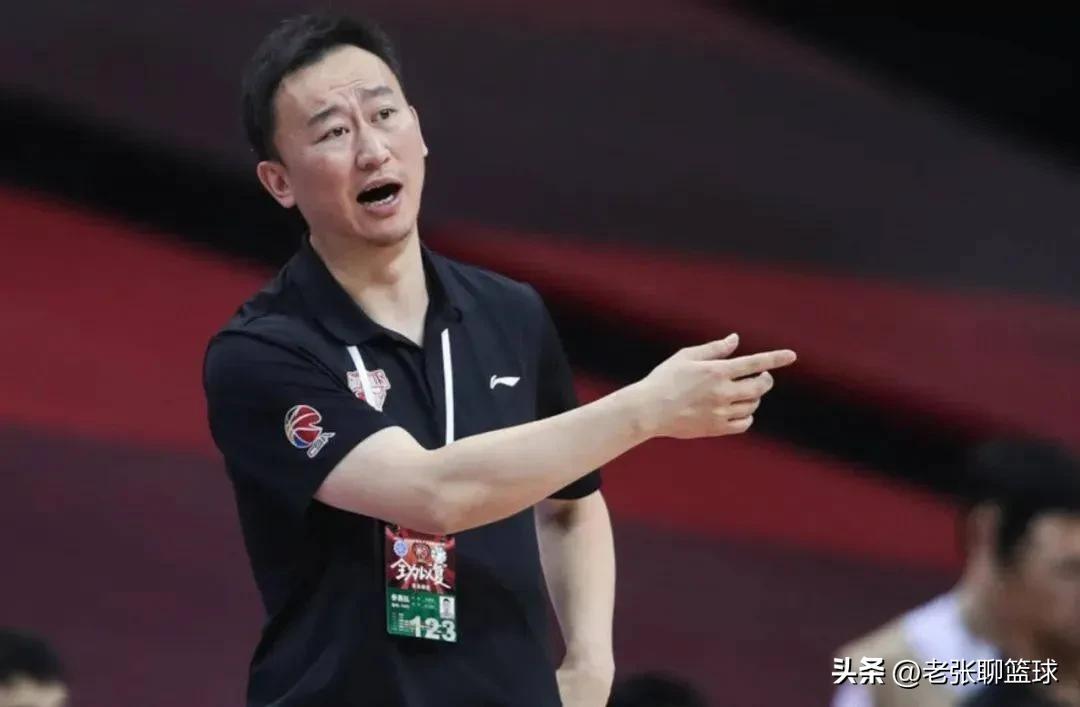 点评季后赛队伍bwg,浙江男篮揭幕战25分大胜卫冕冠军