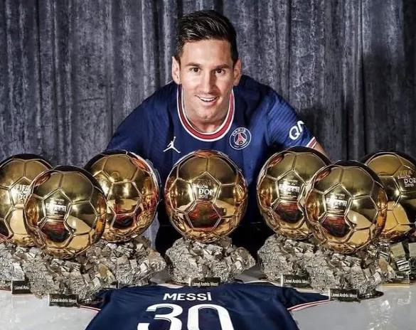 梅西争议最大的世界足球先生,梅西有几个世界足球先生