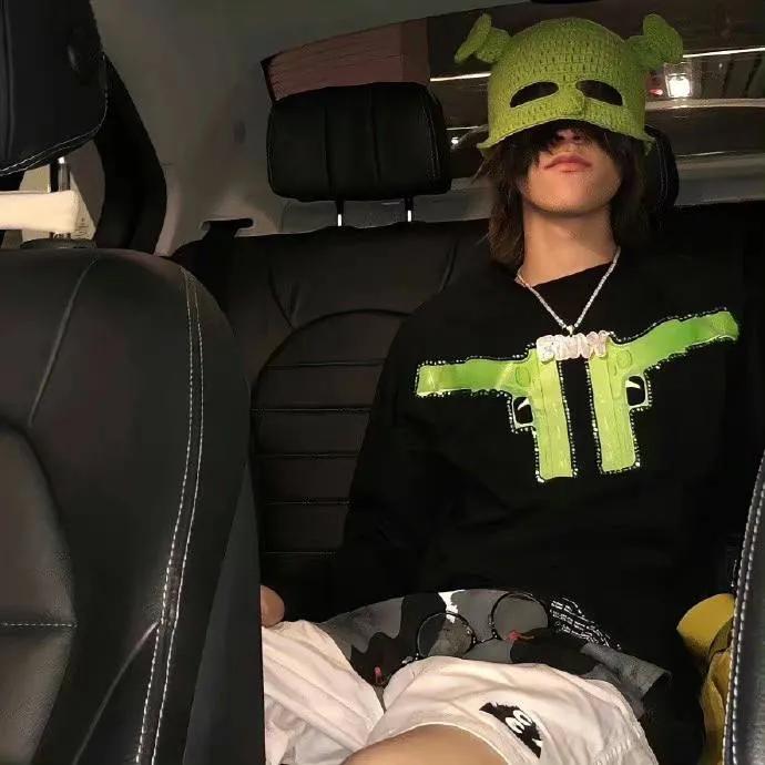 成熟稳重痞帅的男人头像,成熟痞帅男头像