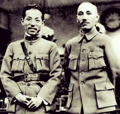 1975年蒋介石临终前,对蒋经国说出不放张学良的原因,张泪如雨下