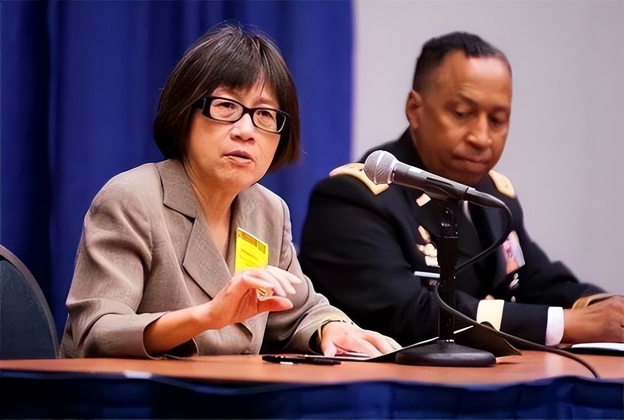 徐若冰在美国地位,美国人徐若冰祖籍