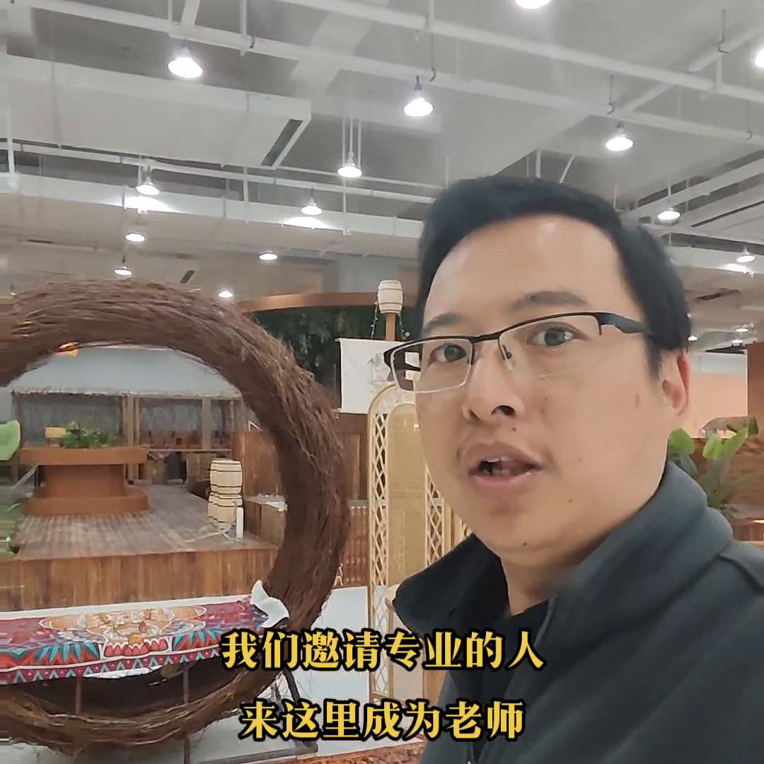 如果你电商方面很专业，欢迎你来指导，更希望你能帮助更多人