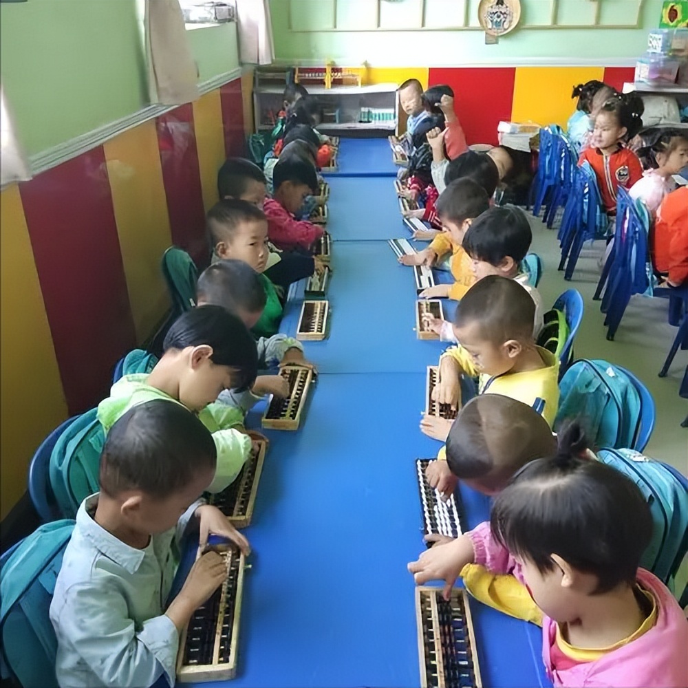 六岁女童被特招成军官,六岁女孩被破格招入部队