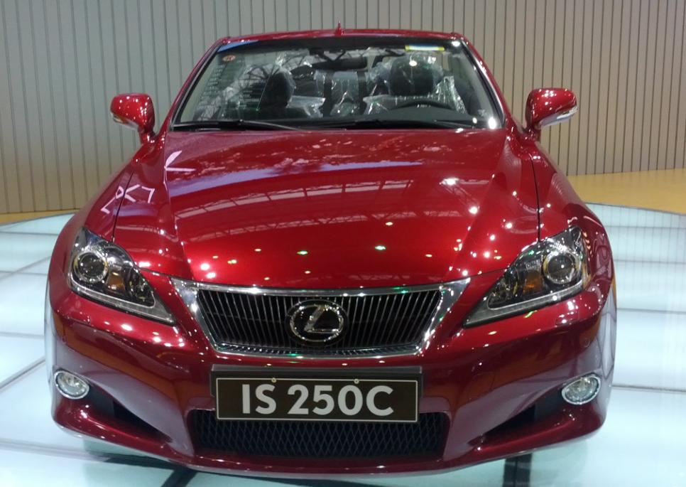 当年的小黄车,年前的车展图片