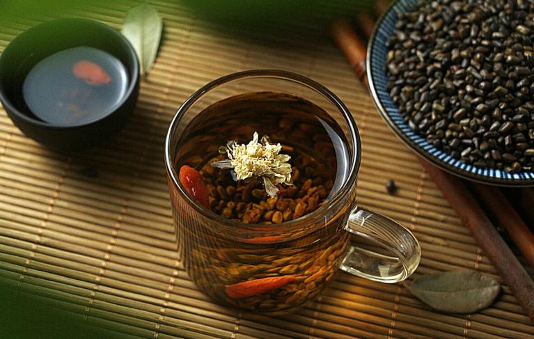 爱吃辣的人喝什么茶好,经常吃辣的喝点什么茶好