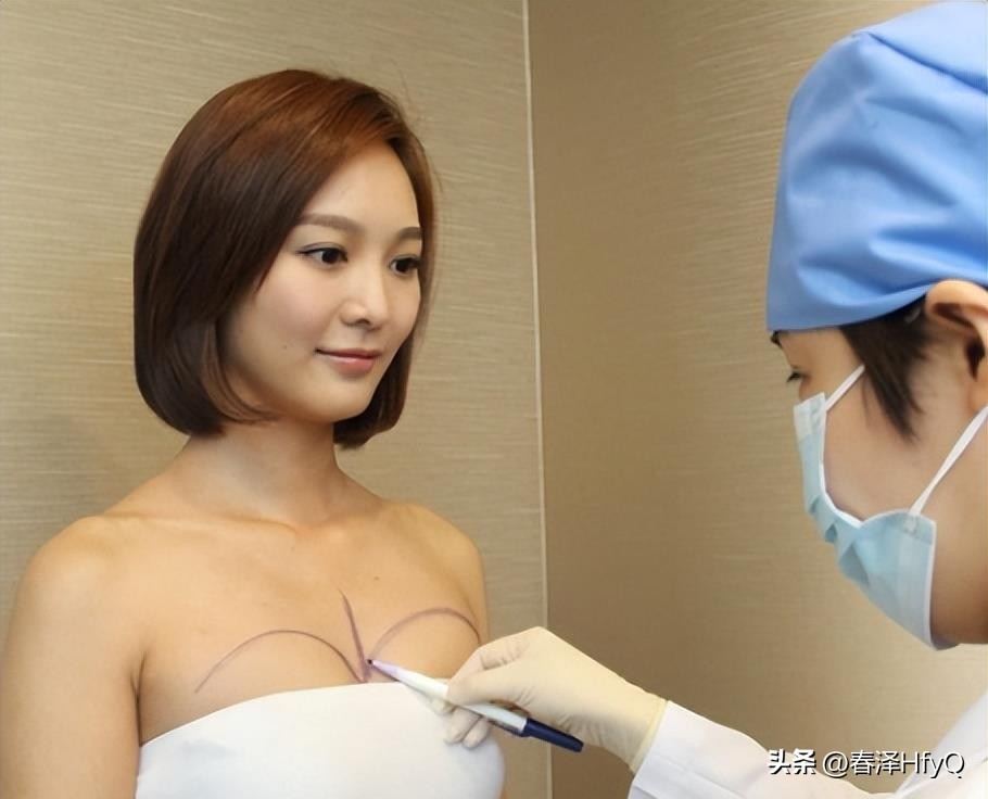 人类“隆胸”发展史：第一批“隆胸”的女人，后来都怎么样了？