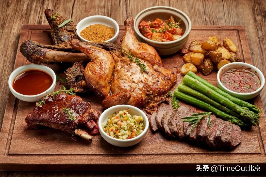 吃饱喝美幸福满溢，京城7个餐饮新消息