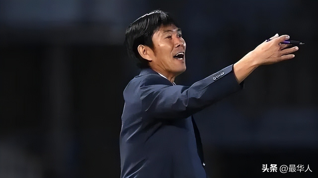 德国vs日本森保一,日本主帅森保一观看德国西班牙