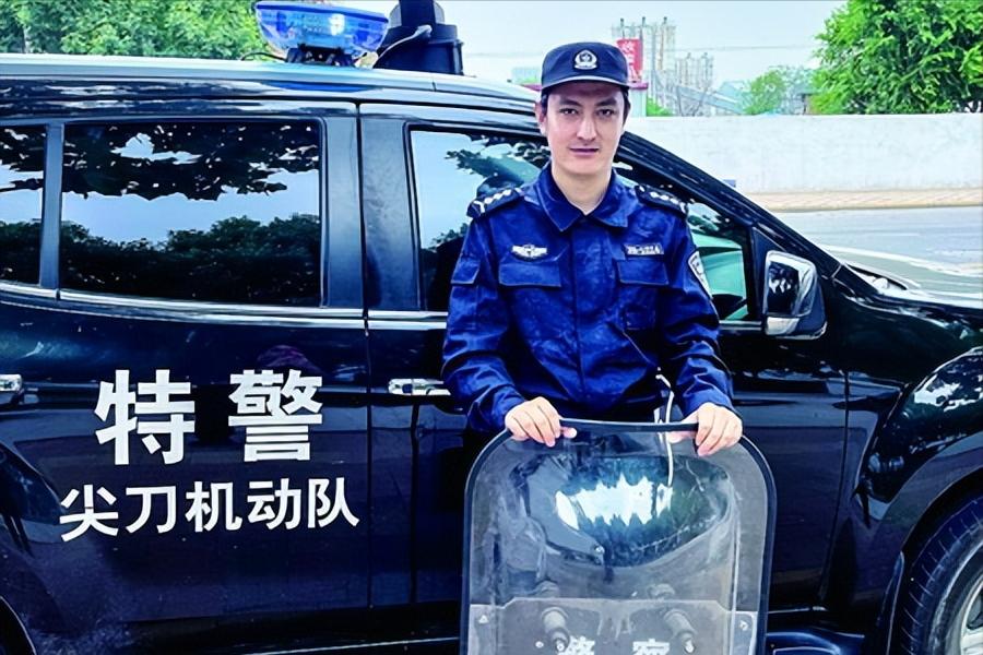 做一颗“螺丝钉”也要做到最好——记公安津南分局特警支队二大队辅警孙喆
